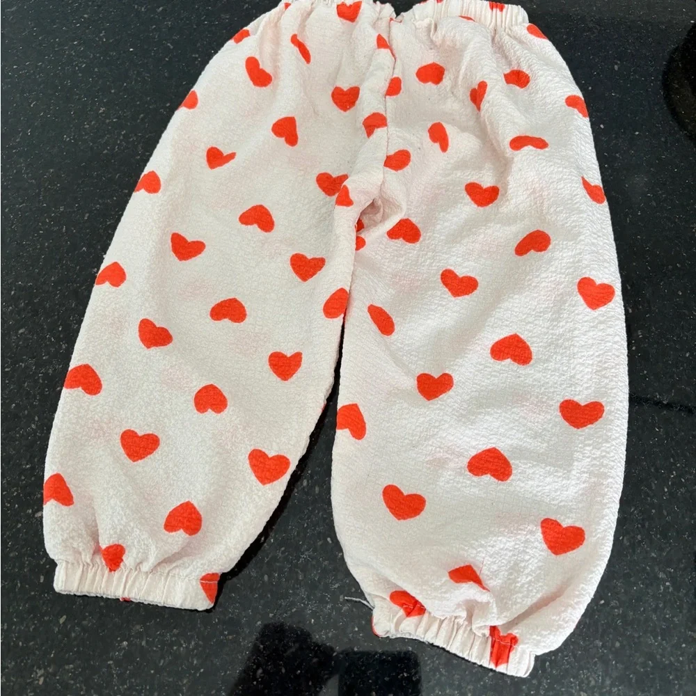 Light pink Pants with Red Heart Pattern - Picture 3 of 3